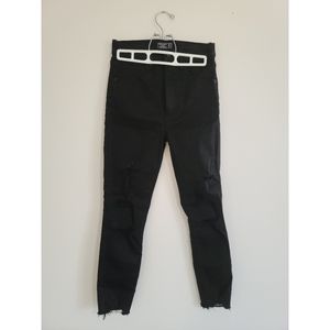 NEW Abercrombie Woman's Black Ultra High Rise Ripped Skinny Jeans (26/2 short)